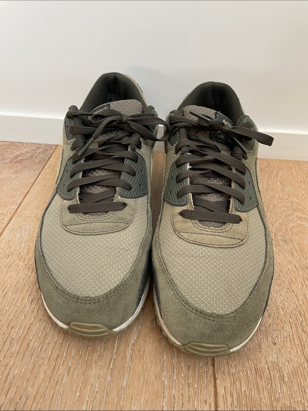 Nike Men's Olive/Terrain Green Low-Top Sneakers air max 90